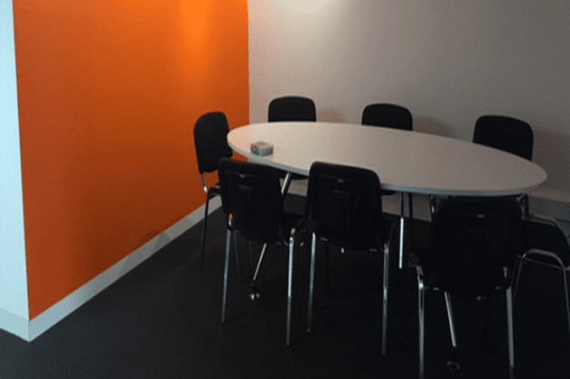 Ringwood office refurbishment with coloured wall